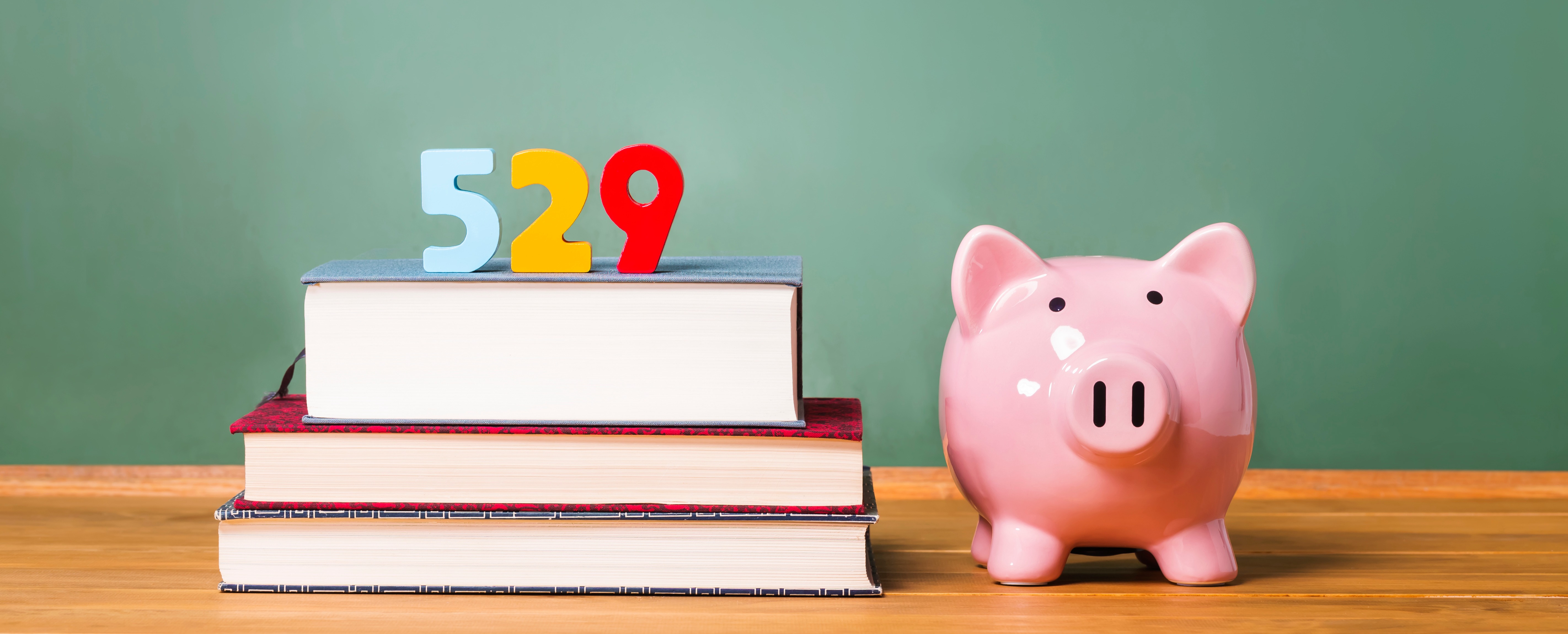 MONEY HACKS: How Should You Save for School Expenses?