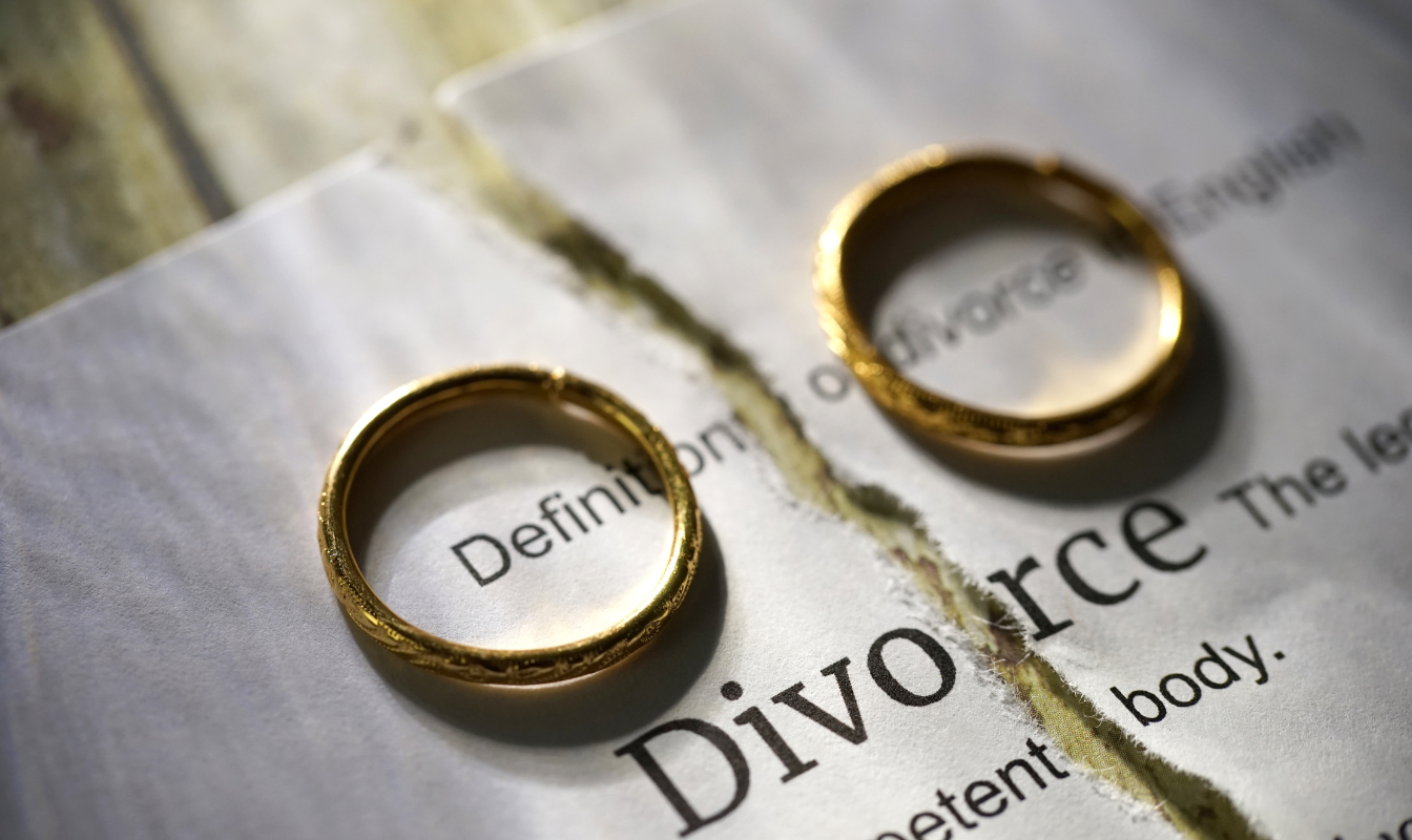 Post-Divorce: 10 Steps to Update Your Accounts